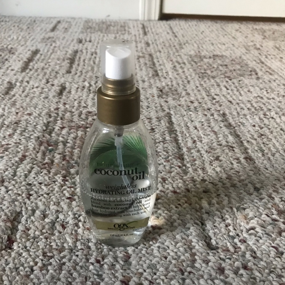 **SOLD**OGX Coconut Oil Hair Mist